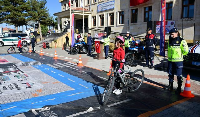 Güvenli trafik eğitimi yoğun ilgi gördü