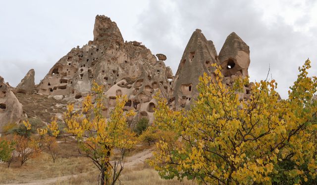 Kapadokya sonbaharda ziyaretçilerini büyülüyor