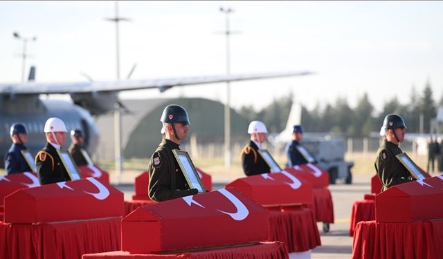 Türkiye şehit düşen askerlerini uğurladı