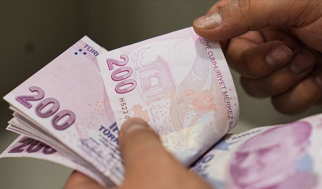 Türkiye’de asgari ücret krizi derinleşiyor