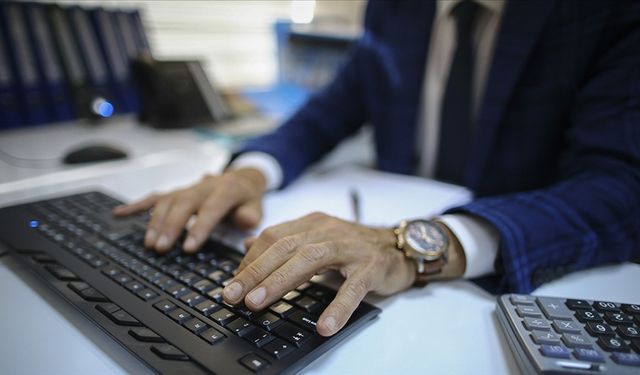 Kamuya yeni alım: Ticaret Bakanlığı ve TÜİK personel arıyor