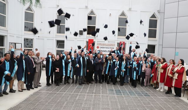 NEVÜ’de temsili mezuniyet töreni