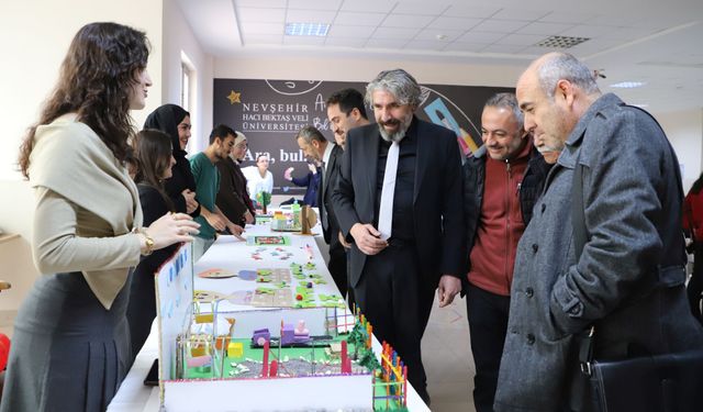 NEVÜ’de Eğitim Materyalleri Sergisi ilgi gördü