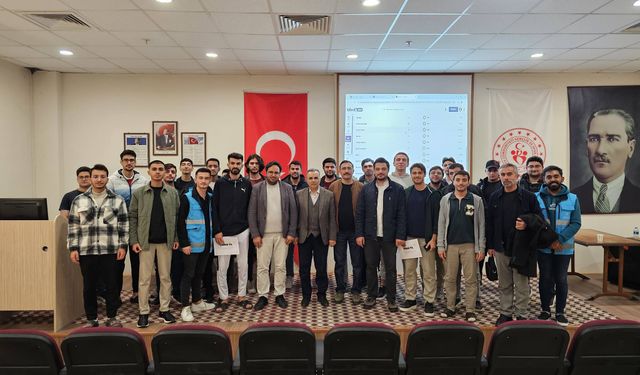 Üniversitelilere dini ve kültürel bilgi yarışması düzenlendi