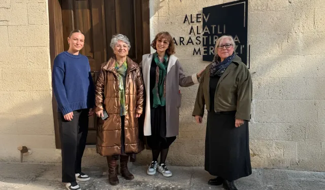 Dekan Metin'den, Alev Alatlı Araştırma Merkezine ziyaret