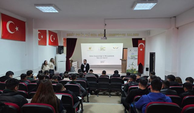 Öğrenciler temiz enerji konusunda bilinçlendirildi