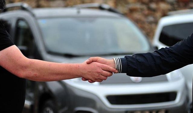 İkinci el araçlarda '6 ay-6 bin' kısıtlaması uzatıldı