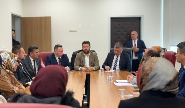 Vatandaşlar sağlıkla ilgili şikayetlerini Çalışkan'a aktardı