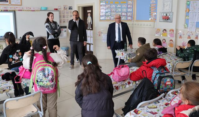 Okullarda yürütülen projeler görüşüldü