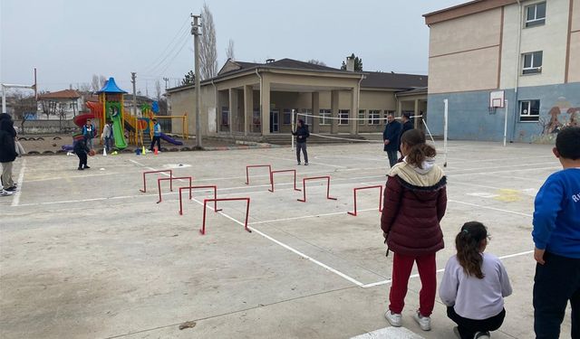 Minikler sporla iç içe bir gün yaşadı