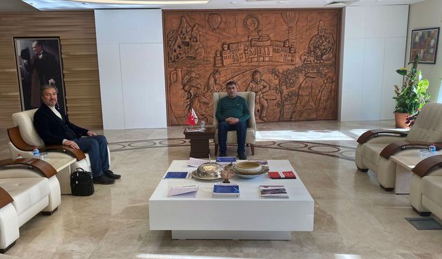 Eğitim-Bir-Sen’den NEVÜ’de önemli görüşme