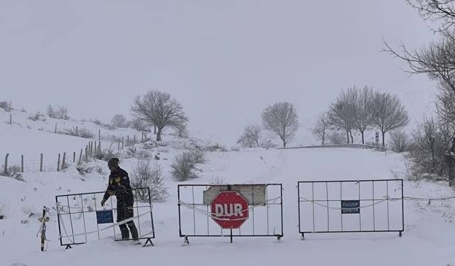 Kar yağışı nedeniyle Ürgüp’te ulaşım aksadı: İşte yeni güzergâh