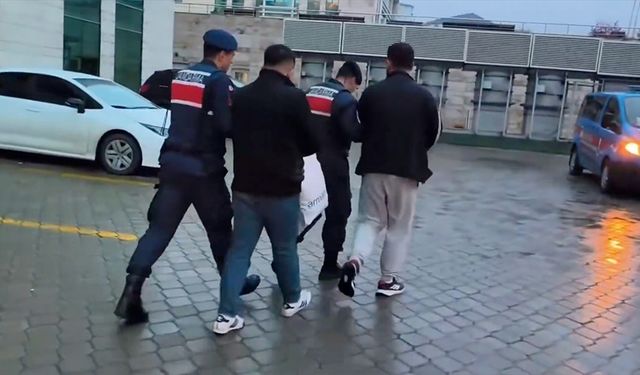 Jandarma zehir tacirlerine nefes aldırmıyor: 424 gözaltı