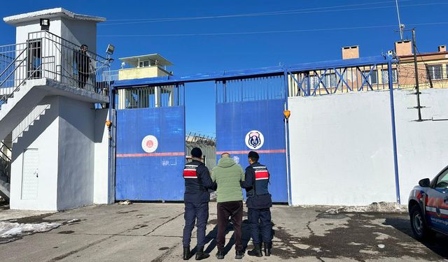 Nevşehir’de jandarmadan nokta operasyon: 14 yıllık firar sona erdi