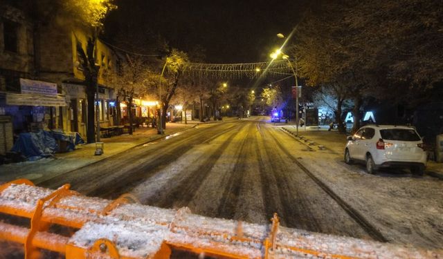 Avanos’ta 7/24 karla mücadele