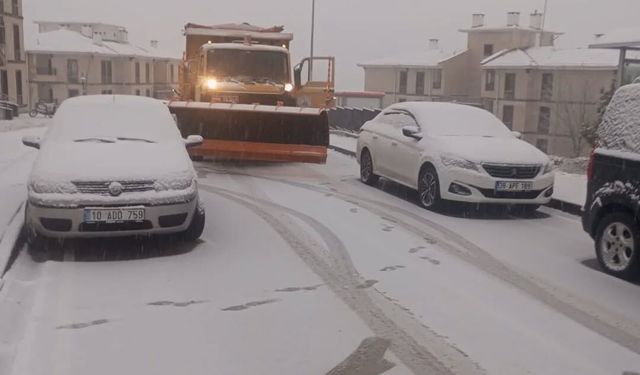 Avanos’ta karla mücadele başladı: Ekipler sahada