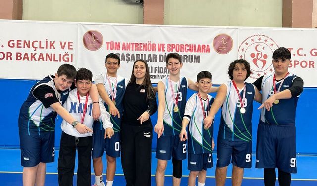 Nevşehir 3x3 Basketbol İl Şampiyonu Simya Koleji oldu