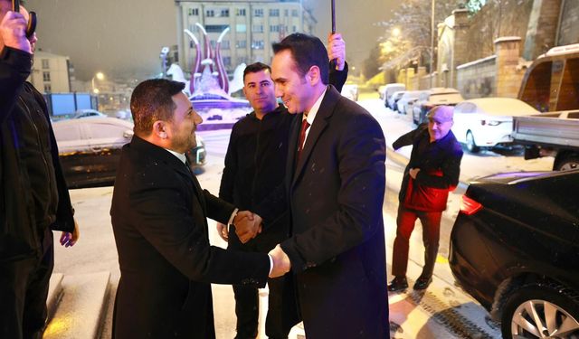 Nevşehir’de sahur buluşması: DYP Lideri Küpeli’den Arı’ya ziyaret