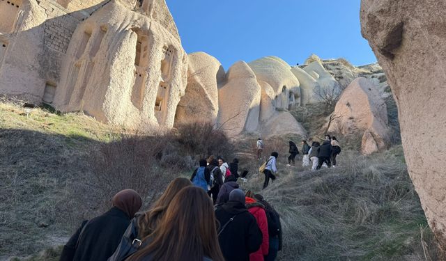 NEVÜ’lü doğaseverler Kapadokya’nın eşsiz jeolojisini keşfetti