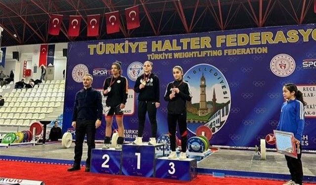 Nevşehirli sporcudan halterde tarihi başarı