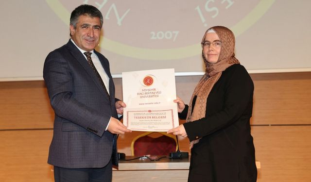 Rektör Aktekin, idari personel ile bir araya geldi