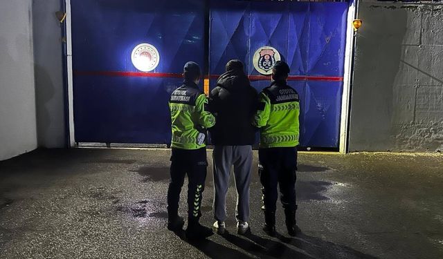 9 suçtan aranan zanlıyı jandarmanın dikkati yakalattı
