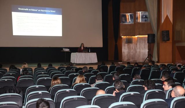 Ürgüp’te kamu personeline “resmi yazışmalar” eğitimi