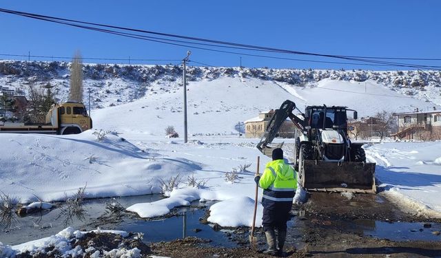 Özel İdare ekiplerinden su arızalarına karşı seferberlik