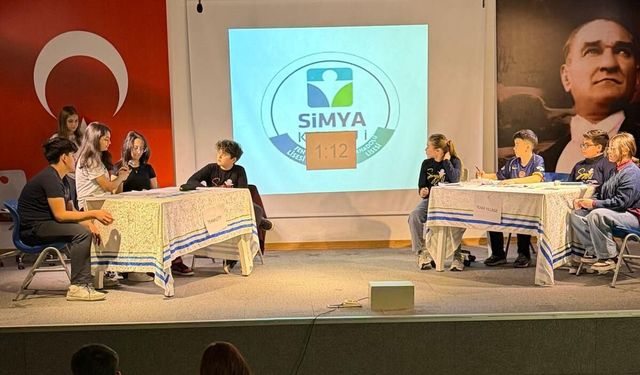 Simya Koleji’nde İngilizce münazara heyecanı