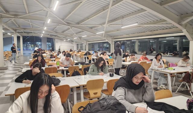 Nevşehir Simya Kolejinde yoğun sınav mesaisi