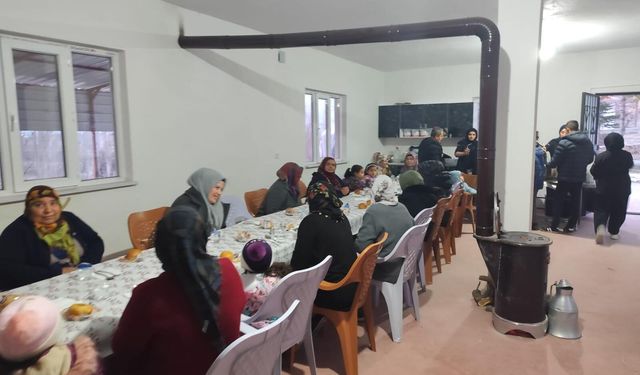 Acıgöl’de ramazan sofrası gençlerin projesiyle kuruldu