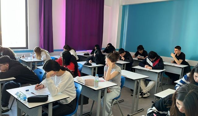 Simya Koleji 11 ve 12. Sınıf Başarı Kampı başladı