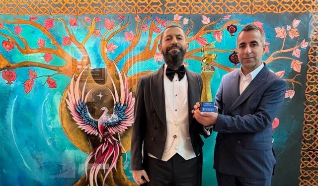 Akif Manaf’a İsveç’ten “Global Peace Prize” Ödülü