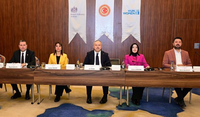 Nevşehir’de kadınların siyasette güçlenmesi masaya yatırıldı