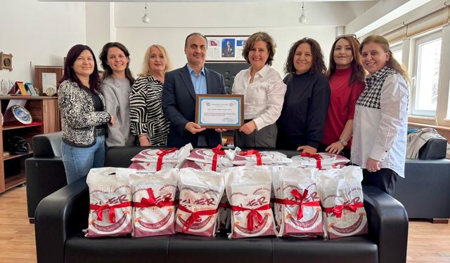 Nevşehir’de eğitime güç veren proje: Yüzlerce kitap dağıtıldı