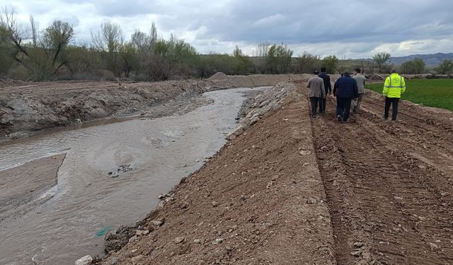 Sulusaray’da güvenlik artıyor: Dere düzenleme çalışmaları sürüyor
