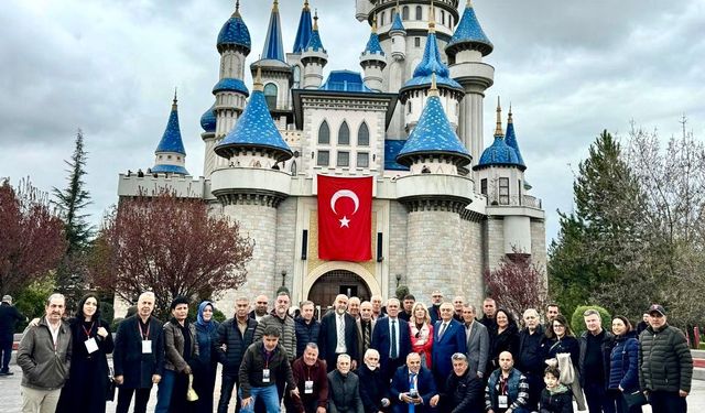 Eskişehir’de gazetecilik zirvesi: Güç birliği çağrısı