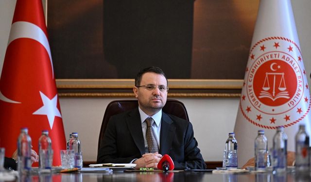 Bakan Gürlek’ten iş dünyasına açık çağrı: “Projelerle gelin, destek verelim”