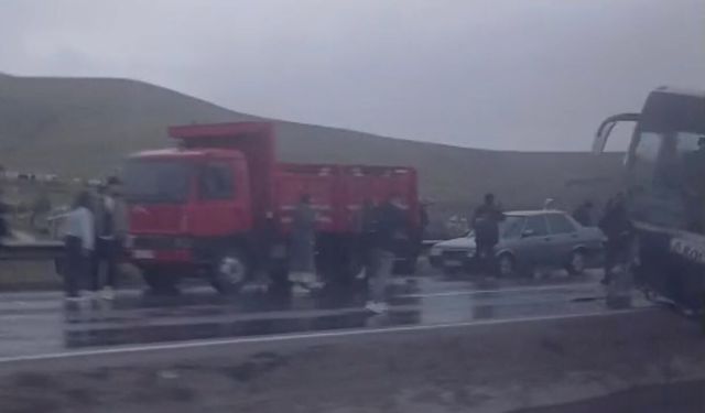 Aksaray yolunda korkutan zincirleme kaza! 7 yaralı