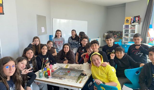 Geleneksel sanatlara ilgi artıyor: Nevşehir’de ebru etkinliğine yoğun ilgi