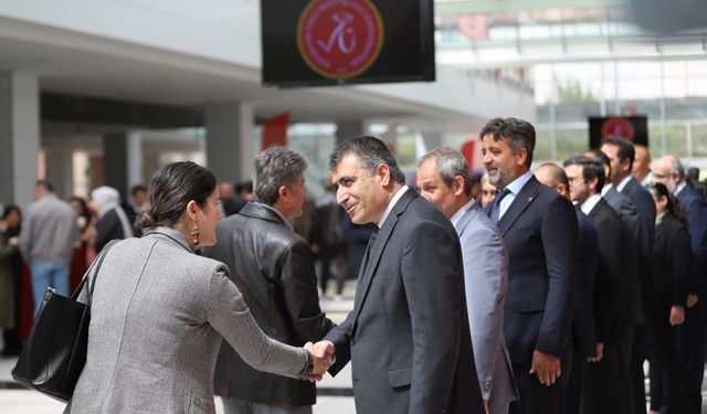 NEVÜ’de geleneksel bayramlaşma töreni gerçekleştirildi