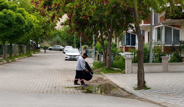 Güzelyurt Mahallesi bayrama hazır hale getirildi