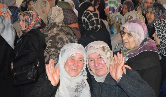 Kutsal yolculuk başladı: Ürgüp’te hacı adayları uğurlandı