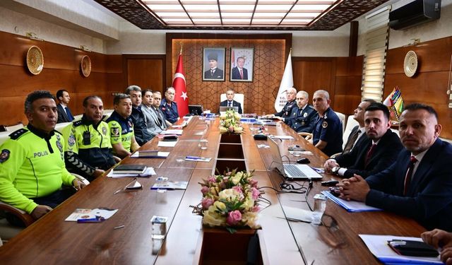 Nevşehir’de bayram öncesi kritik toplantı: Trafik ve güvenlik için yeni tedbirler