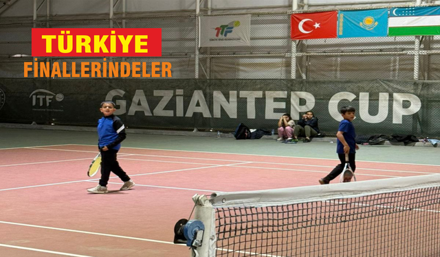 Özyayla’nın minik raketleri Türkiye Şampiyonası’na gidiyor