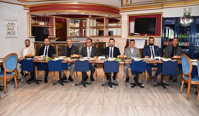 Cumhur İttifakı adayı Mustafa Özer projelerini anlattı