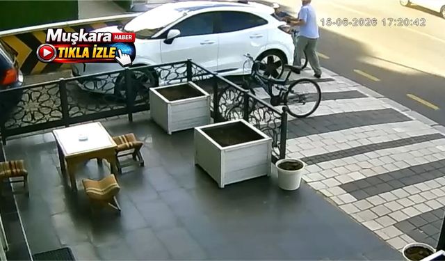 Çarpışmanın ardından gelen tokat tepki topladı