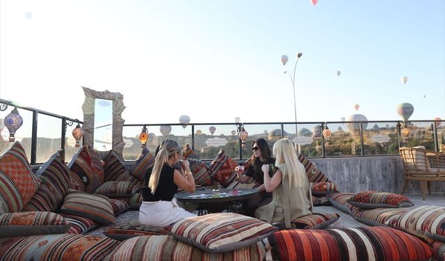 Kapadokya’da balon manzaralı kahvaltı için rezervasyon yarışı