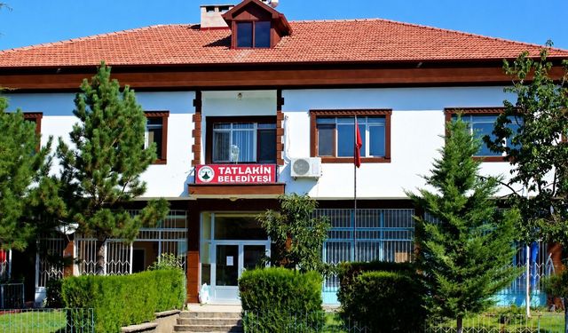 TATLARİN BELEDİYESİNDEN KEPÇE SATIŞ İLANI