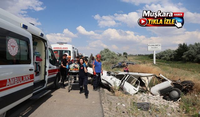 Nevşehir’de korkunç kaza kamerada: 4 kişi yaralandı